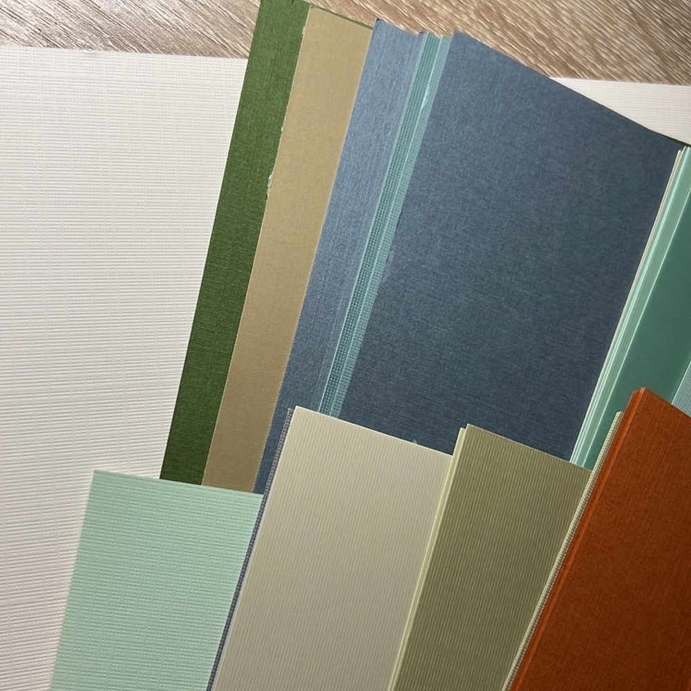 Scrapbook paper (textured) - Picture 3 of 5